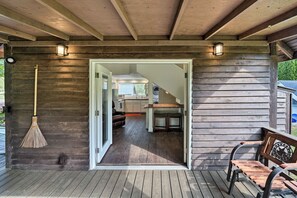 Interior - Cozy Ferndale Studio on 20-acre Working Farm! (Ferndale)