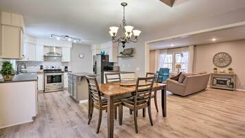 House (3 Bedrooms) | Front of property