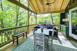 House (2 Bedrooms) | Interior - Highlands Cabin Tubing, Trails & Highlands Charm (Highlands)