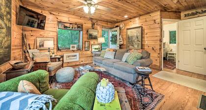 Highlands Cabin on Buck Creek ~ 8 Mi to Town!