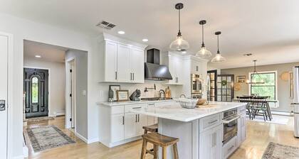 Luxe Montgomery Home w/ Hot Tub Near Angry Orchard