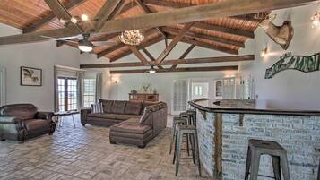 House (3 Bedrooms) | Front of property