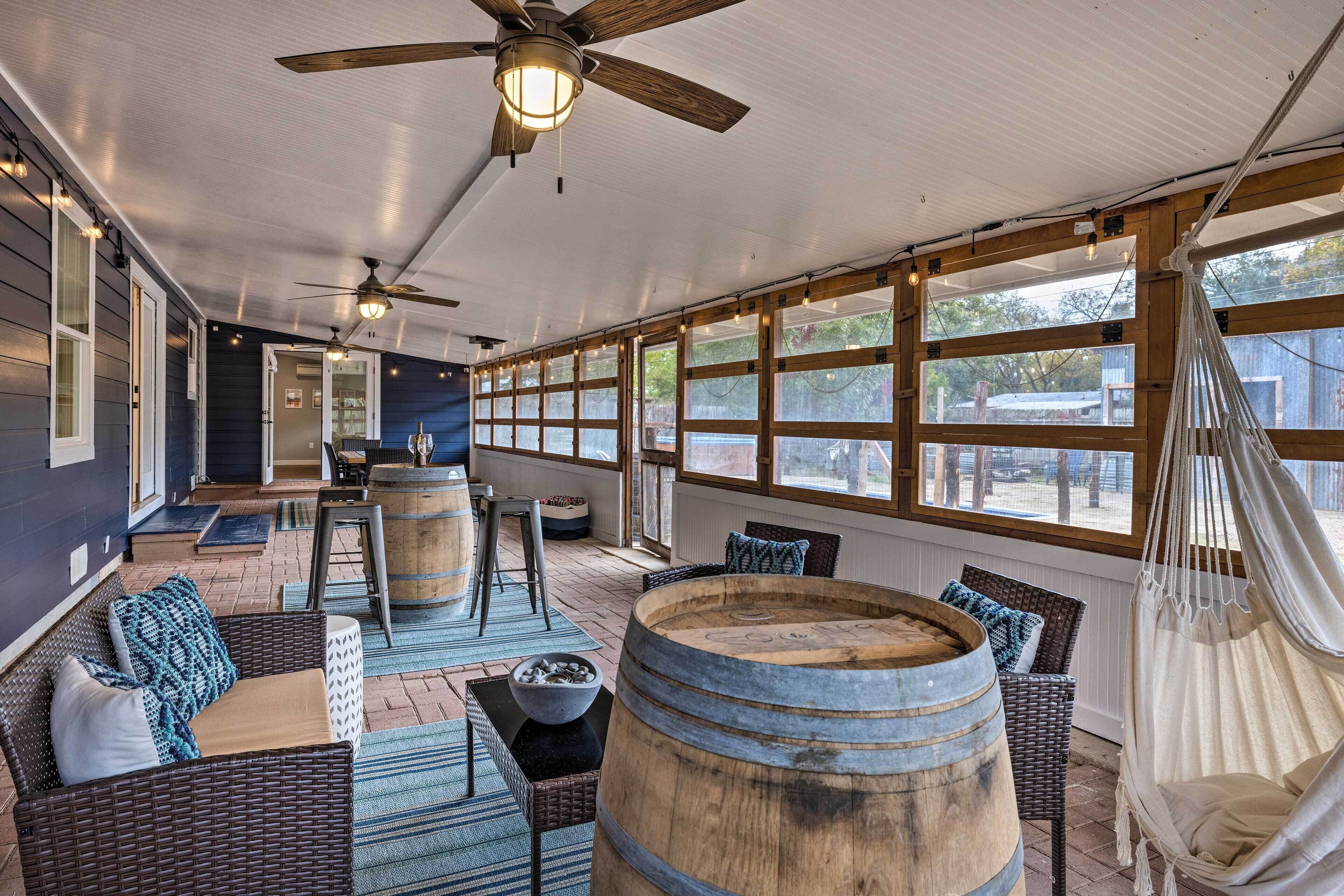 Howdy Haus: Pool + Hot Tub + Outdoor Space