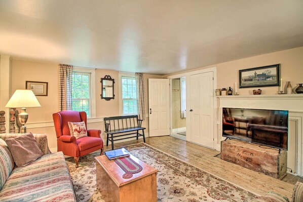 House (4 Bedrooms) | Interior - Historic Hanover Area Home, 16 Miles to Dartmouth! (Enfield)