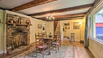 ุงูู
ูุดุฃุฉ ู
ู ุงูุฏุงุฎู