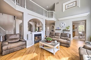Hús (5 Bedrooms) | Að innan