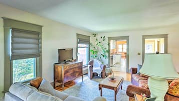 House (2 Bedrooms) | Bahagian dalam