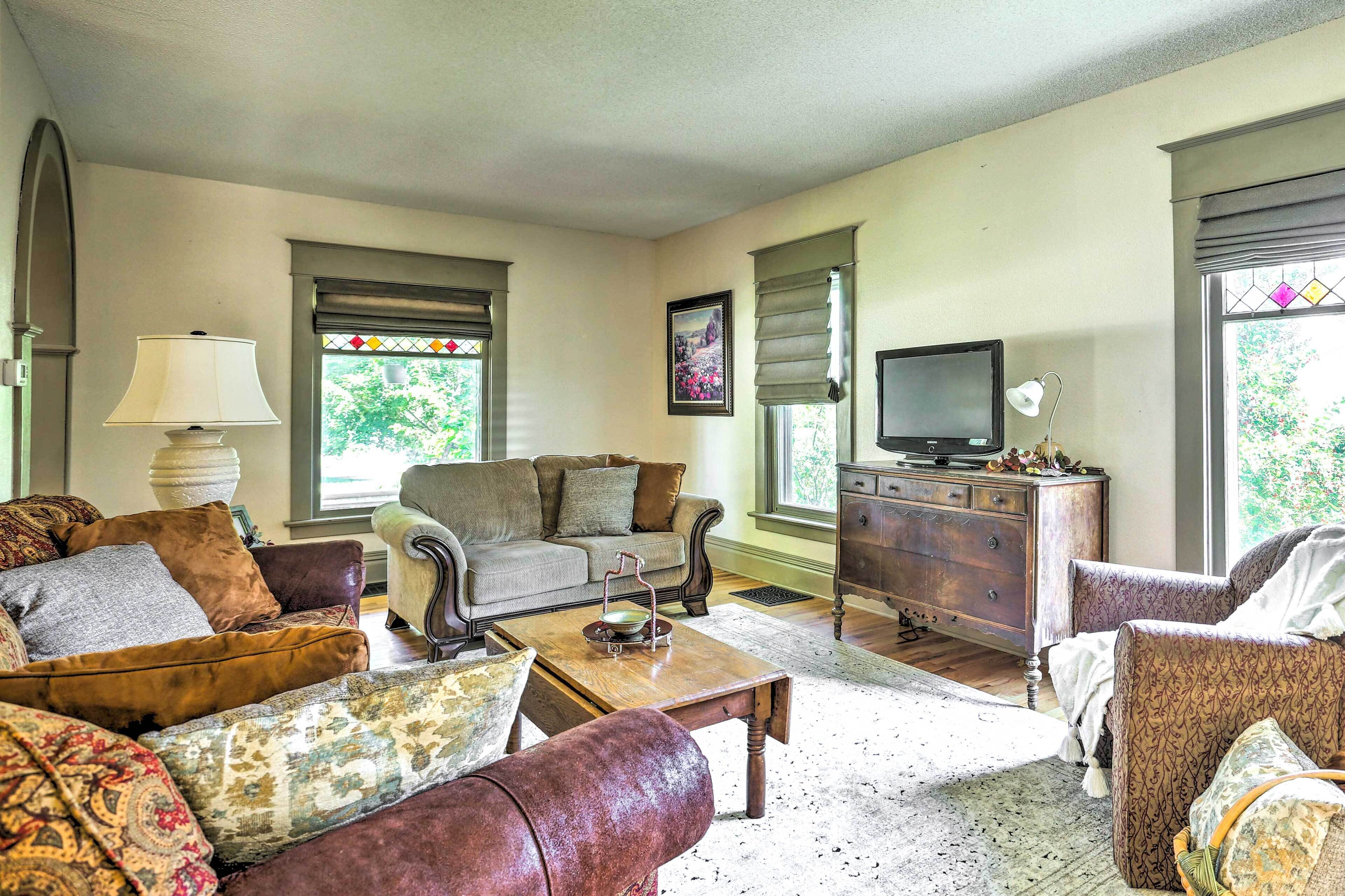 House (2 Bedrooms) | Interior