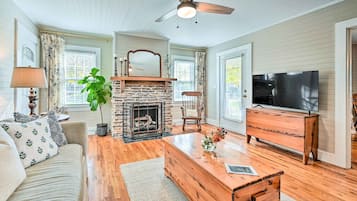 Cottage (3 Bedrooms) | Interior