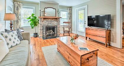 Farmhouse Cottage on 10 Acres: Trails On-site