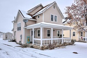 House (3 Bedrooms) | Interior - Family-friendly Logan Farmhouse w/ Yard & Near USU (Logan)