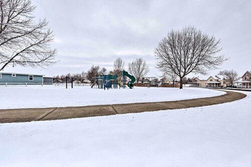 Family-friendly Logan Farmhouse w/ Yard & Near USU