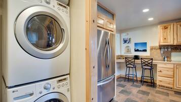 Apartemen (2 Bedrooms) | Interior