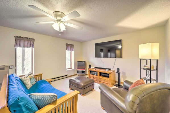 單棟房屋 (4 Bedrooms) | 內部