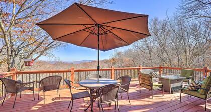 Near Beech Mountain: Crimson Cabin w/ Views