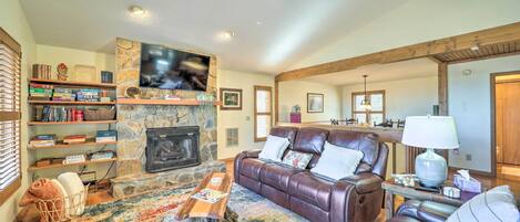 House (4 Bedrooms) | Front of property