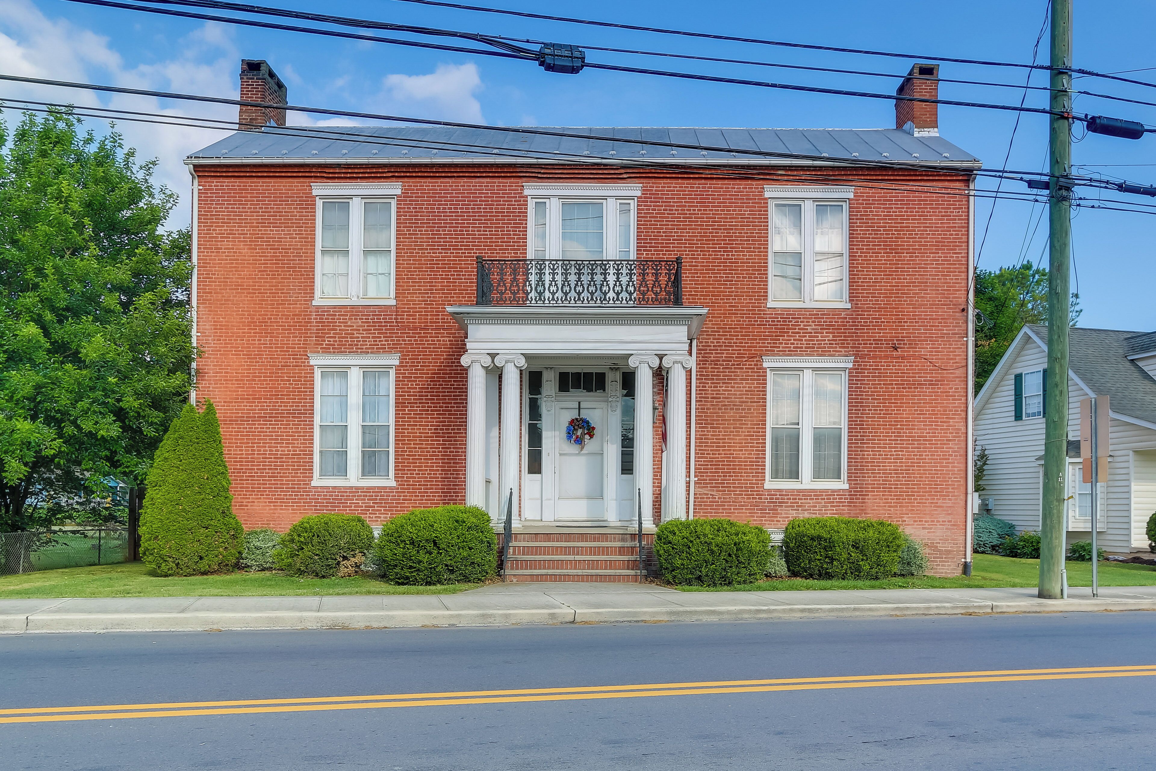 Historic West Virginia Home Built in 1854!