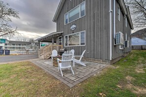 House (5 Bedrooms) | Interior - Family-friendly Retreat: Walk to Lake George! (Lake George)