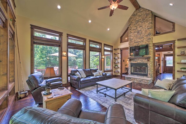 House (3 Bedrooms) | Living area - Huge Vian Family Retreat: Hot Tub + Game Room (Vian)