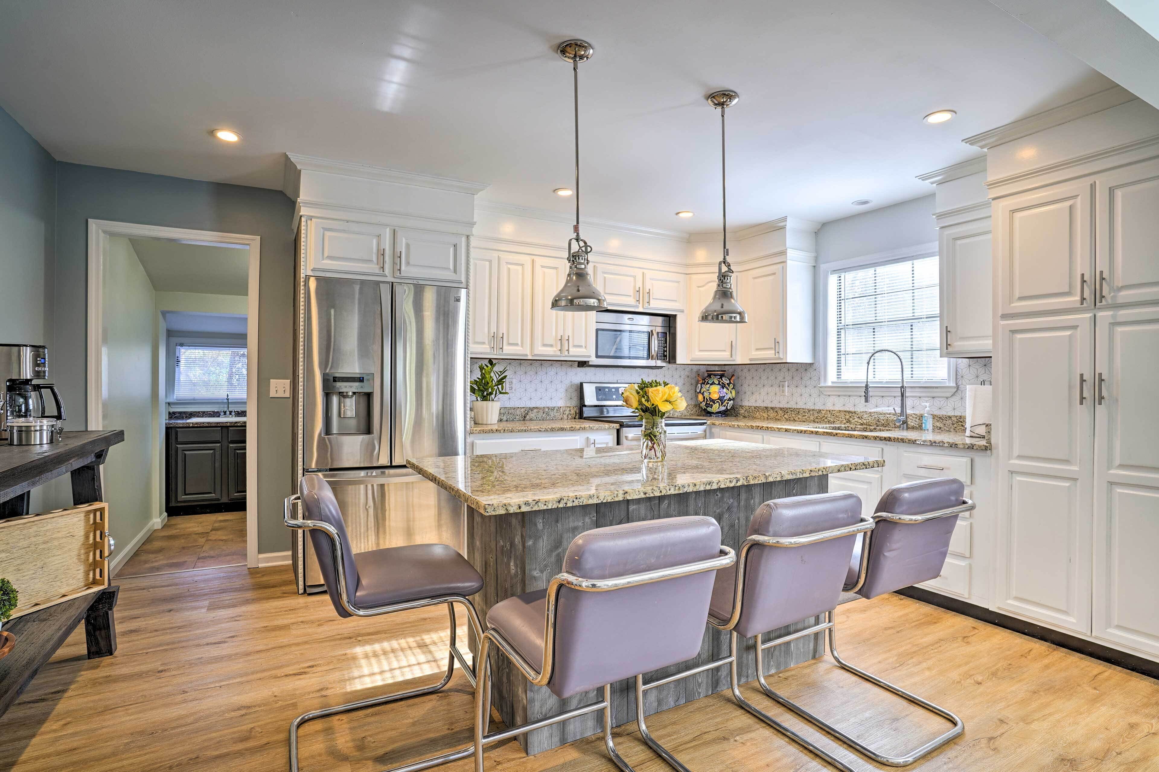 'house in the Woods' in Ooltewah w/ Fire Pit!