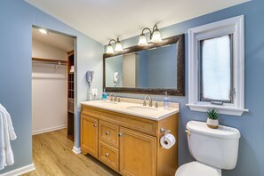 House (3 Bedrooms) | Bathroom