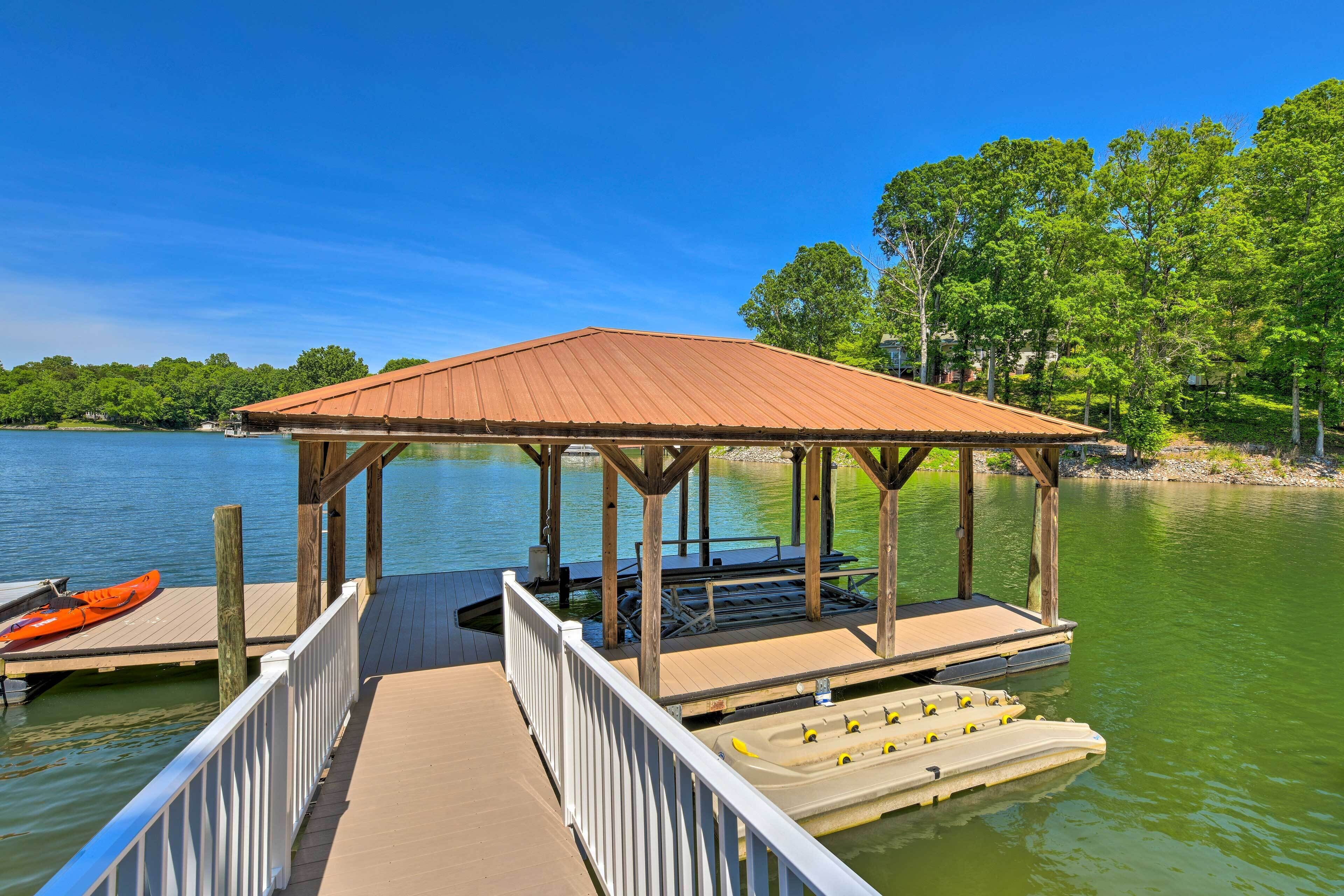 Lake Norman Retreat w/ Dock ~ 1 Mi to Marina!