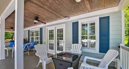 Lake Norman Retreat w/ Dock ~ 1 Mi to Marina!