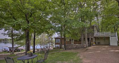 Lakefront New Auburn Apt w/ Sauna & Sun Porch