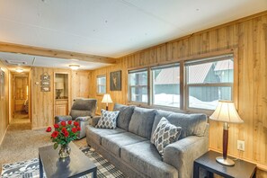 House (1 Bedroom) | Interior