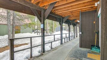 House (1 Bedroom) | Interior