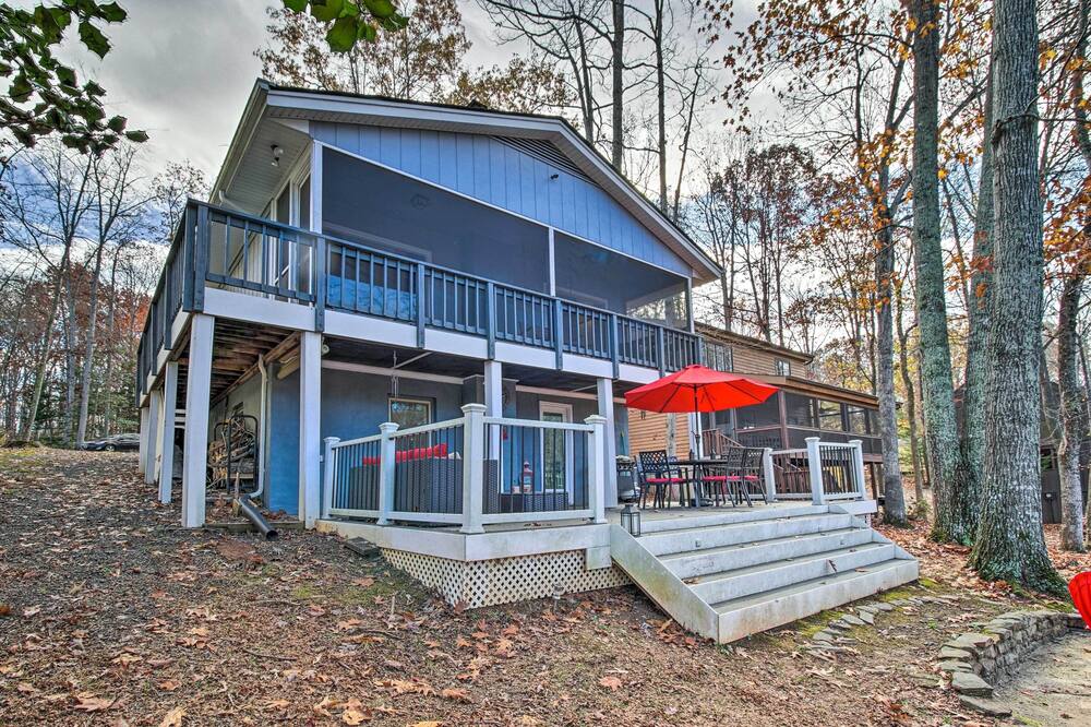 Sauna & Game Room: Lake House in Locust Grove! - Unionville, VA