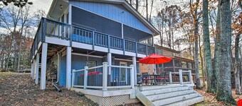 Sauna & Game Room: Lake House in Locust Grove!