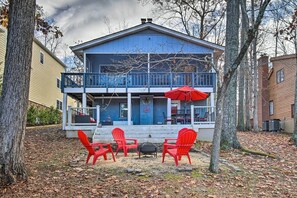 Interior - Sauna & Game Room: Lake House in Locust Grove! (Locust Grove)