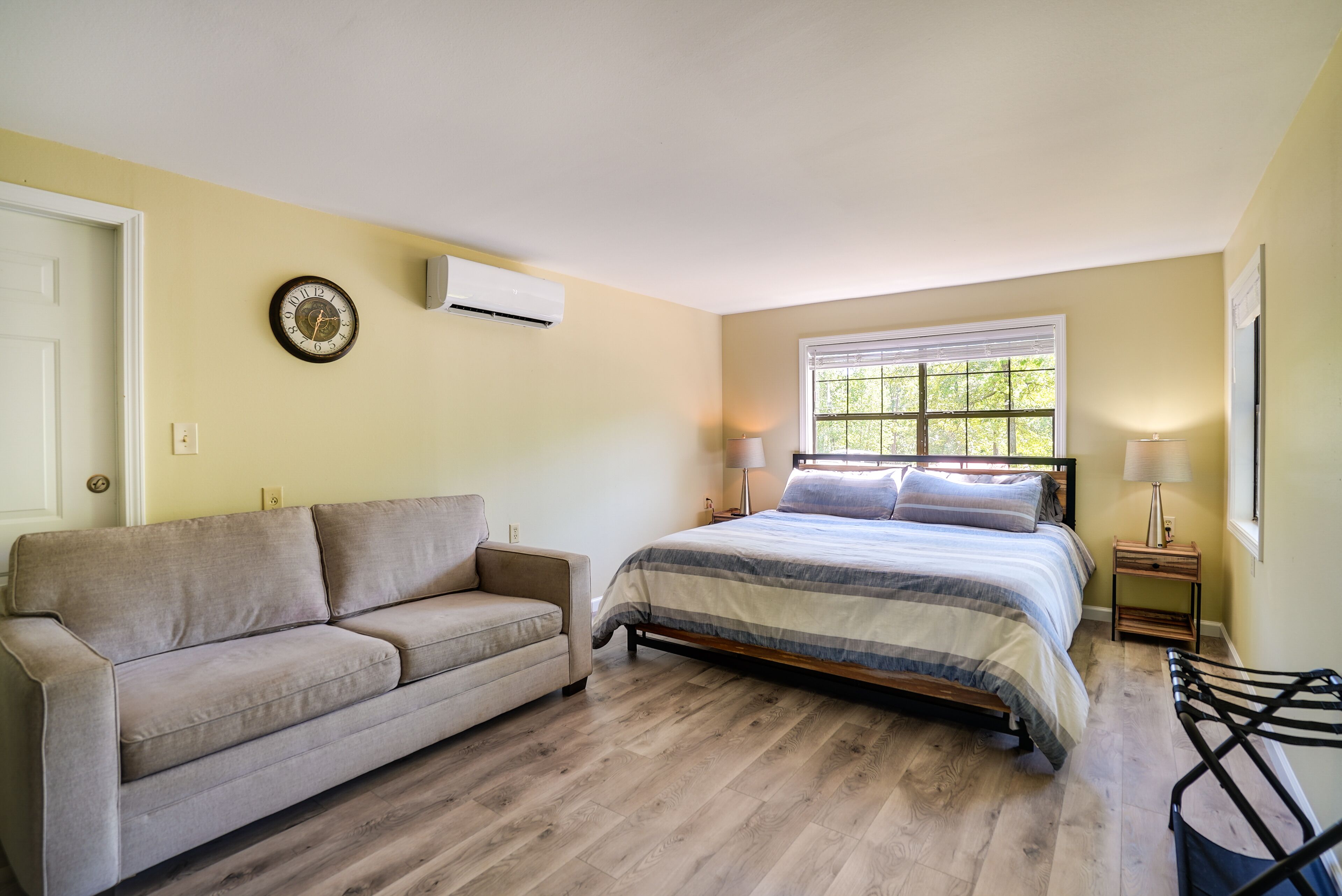 Jefferson Vacation Rental on Lake O' the Pines!