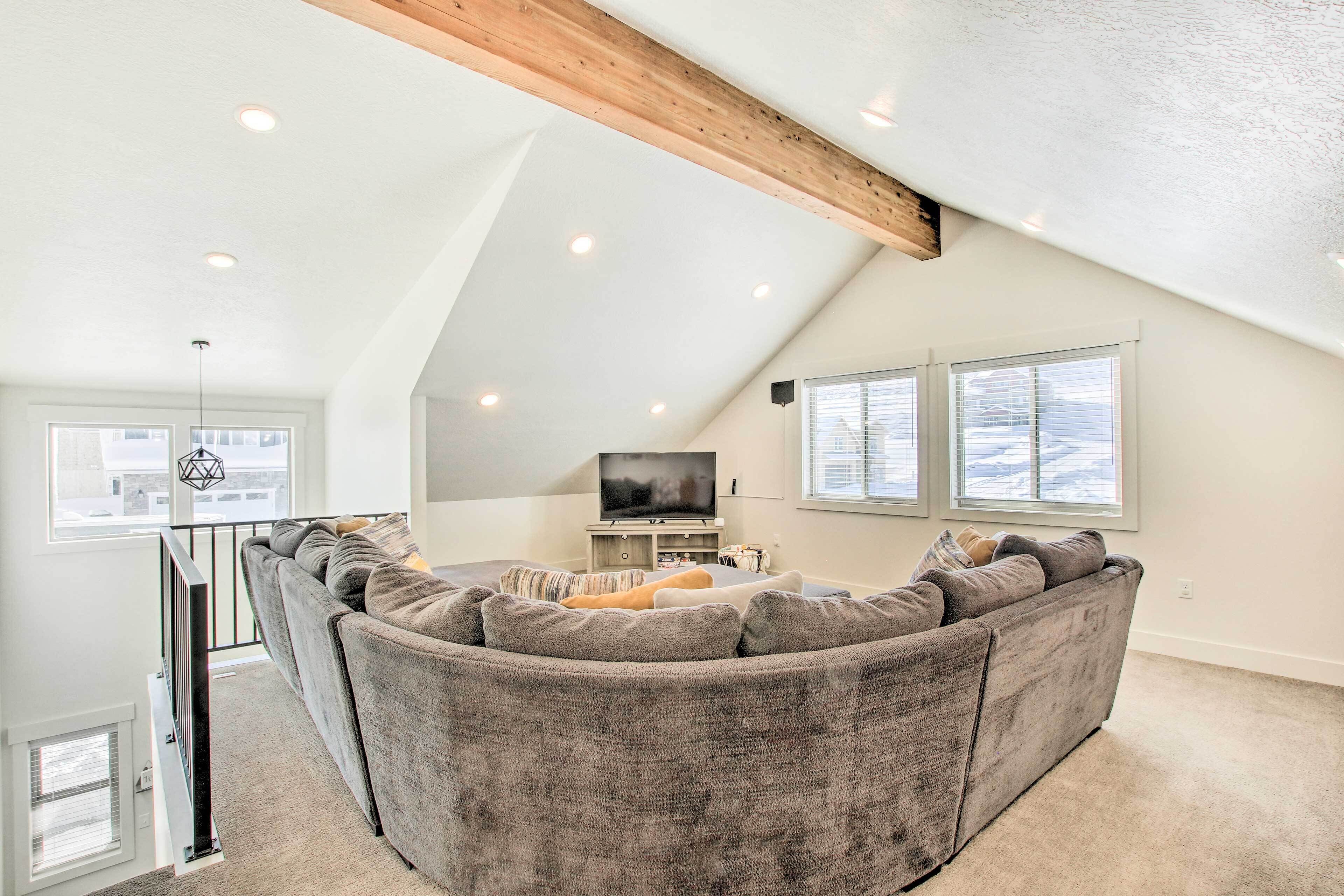 Garden City Home w/ Pool Access by Bear Lake!