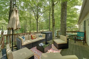 Interior - Lake Michigan Gem < Half-mi to Private Beach! (Mears)