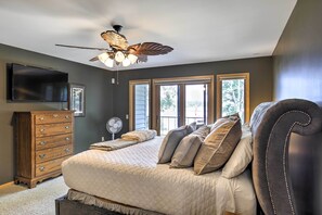 House (3 Bedrooms) | Interior - Lakefront Hayward Home w/ Game Room & Private Dock (Hayward)