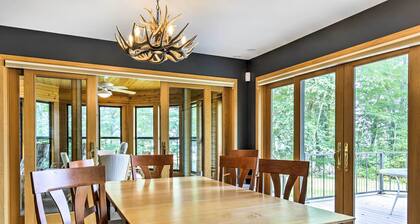 Lakefront Hayward Home w/ Game Room & Private Dock