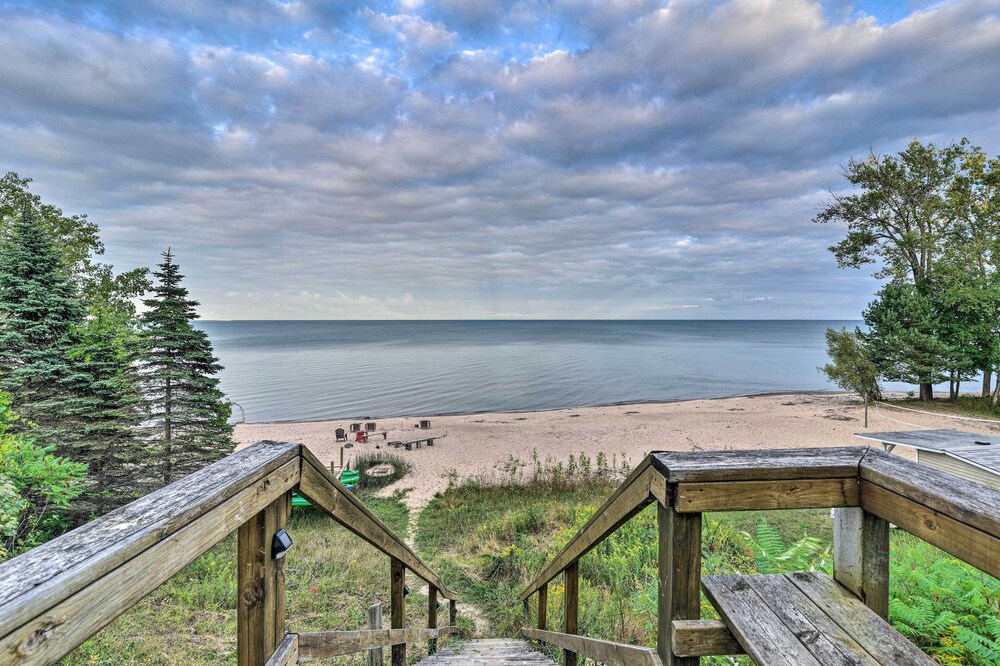 Lakefront Forestville Paradise w/ Private Beach!
