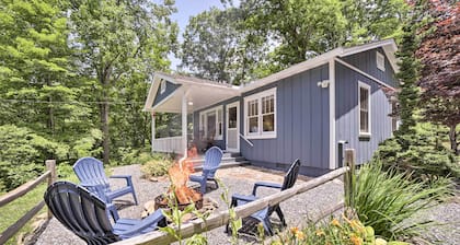 Bryson City Retreat: Fire Pit + Mountain Views!