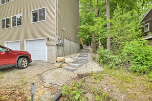 House (4 Bedrooms) | Interior - Lakefront Alton Bay Retreat w/ Dock Near Beaches! (Alton Bay)