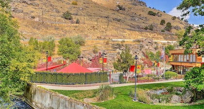 Lava Hot Springs Studio - Walk to Portneuf River!