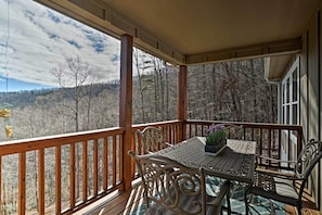 Interior - Hayesville Vacation Rental Near Chatuge Lake! (Hayesville)