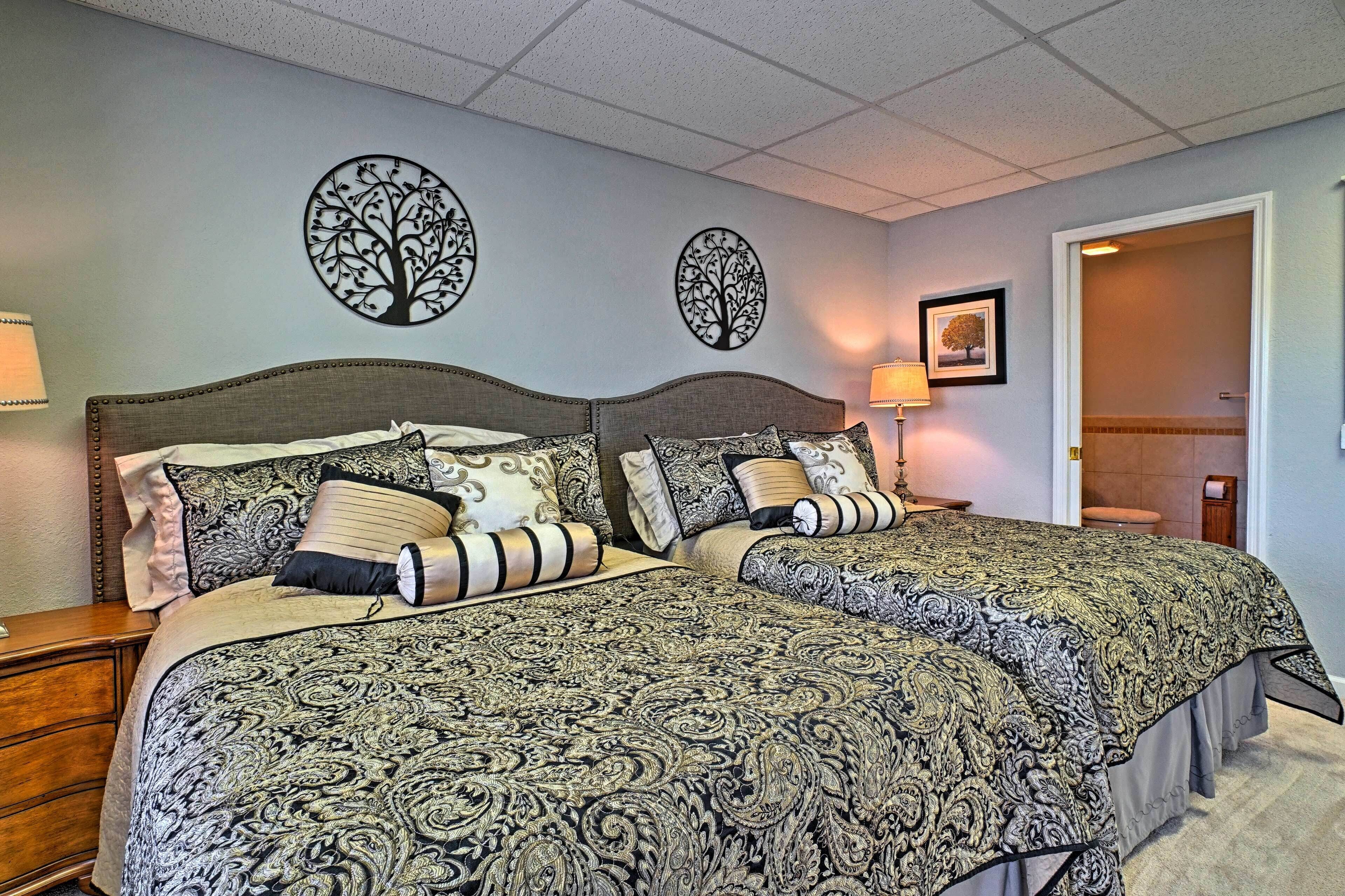 House (4 Bedrooms) | Interior