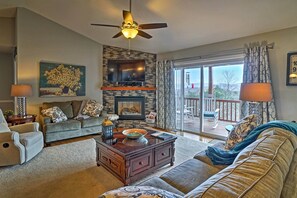 Interior - Hayesville Vacation Rental Near Chatuge Lake! (Hayesville)
