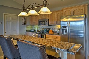 Interior - Hayesville Vacation Rental Near Chatuge Lake! (Hayesville)