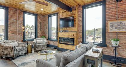 Luxurious Downtown Murphy Vacation Rental Loft!