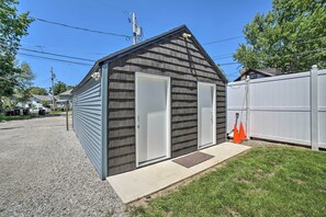 Apartment (3 Bedrooms) | Interior - Fort Wayne Getaway - Family + Pet Friendly! (Fort Wayne)