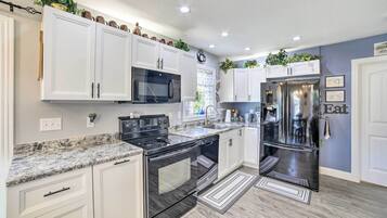 Apartment (3 Bedrooms) | Interior