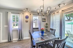 Apartment (3 Bedrooms) | Interior - Fort Wayne Getaway - Family + Pet Friendly! (Fort Wayne)